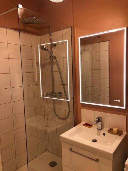 Appartement Vieux-Port/ 2 Min Du Metro Estrangin Marseille Extérieur photo